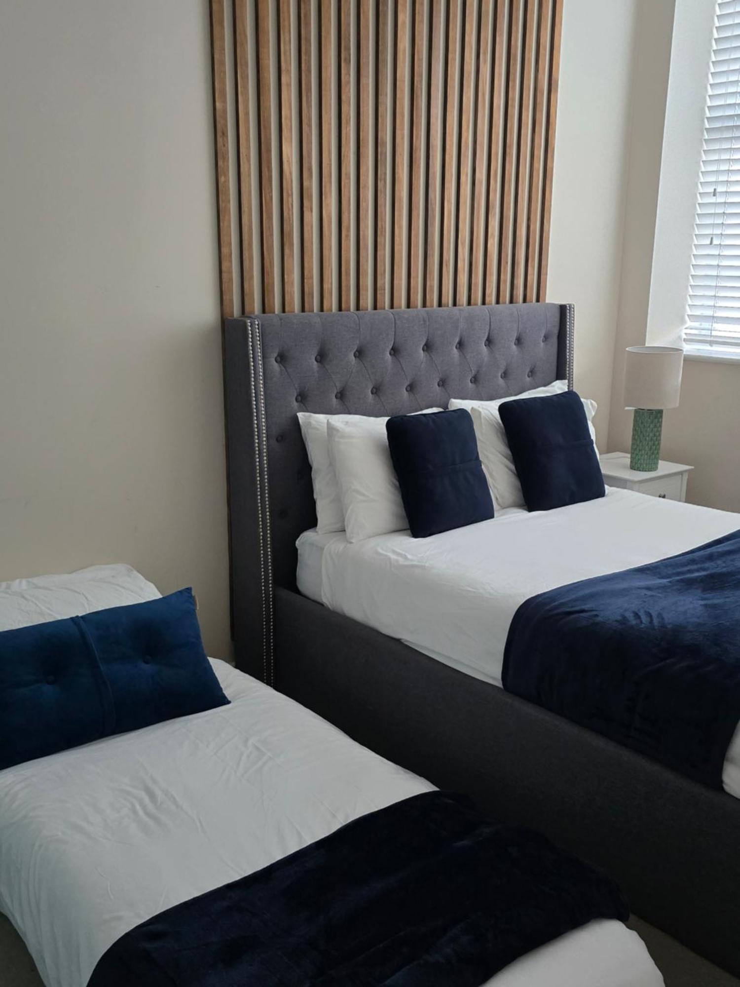 Your Holiday & Home Brighton ภายนอก รูปภาพ